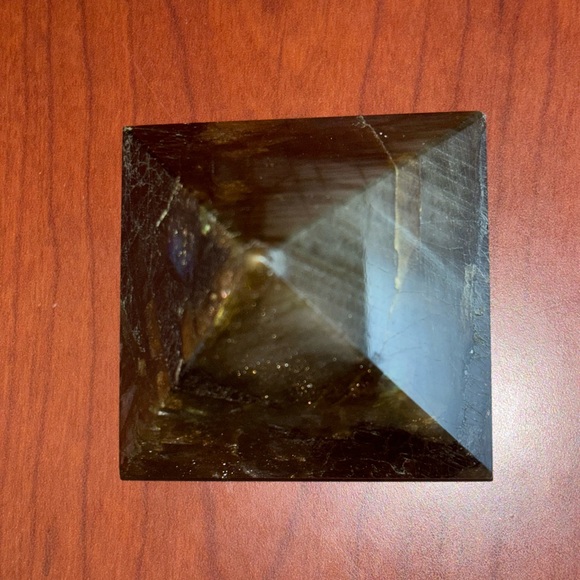 Natural Labradorite Stone Pyramid Crystal - Picture 5 of 9